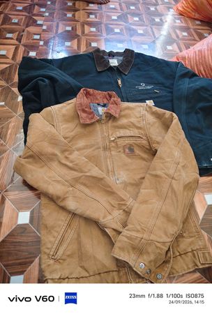 Carhartt-Jacke