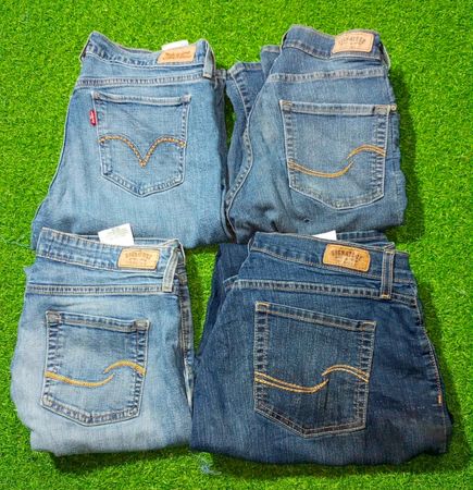 LEVI’S JEANS (B 131)