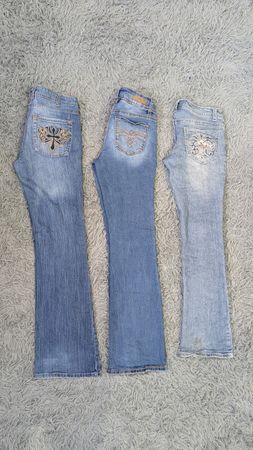 ***Y2K Flare Jeans – Trendy Retro Fashion Collection