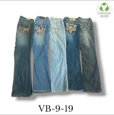 Y2K Women’s Flare Embroidered Jeans Wholesale Bundle  Vintage Assorted Styles(VB-9-19)15 piece