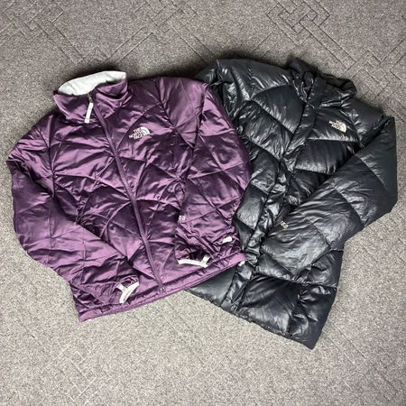 A jaqueta puff The North Face (CV 49)