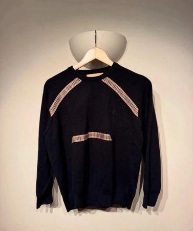 suéter Burberry