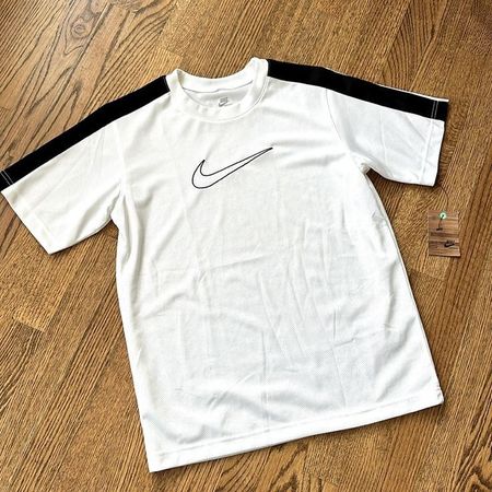 Authentic Nike T-Shirts