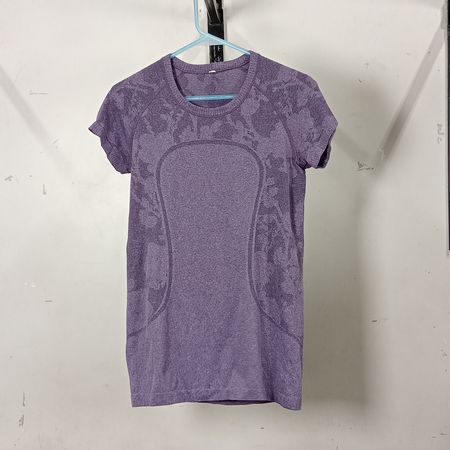 LULULEMON T-SHIRTS & TANK TOPS - BUNDLE 03