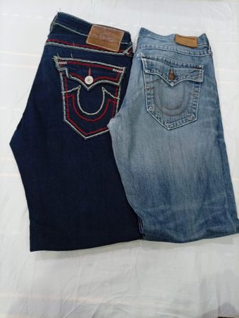 CR10453 Vintage True Religion Men’s Jeans