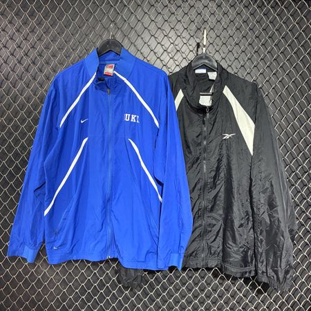Nike - Nautica (FNC:682)