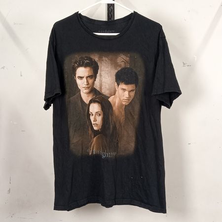 GRAPHICS TEES - BUNDLE 04