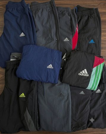 (ADIDAS TRACKPANTS)