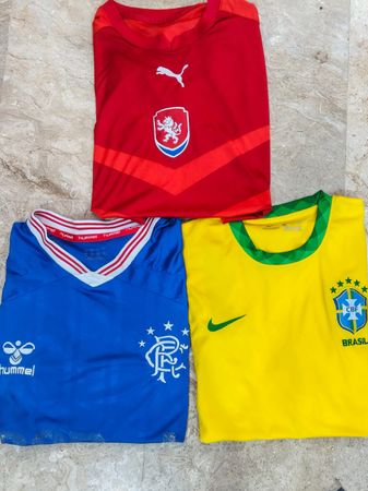 Football t shirt 200 piece
