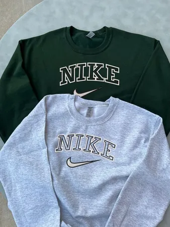 Nike sweatshirt