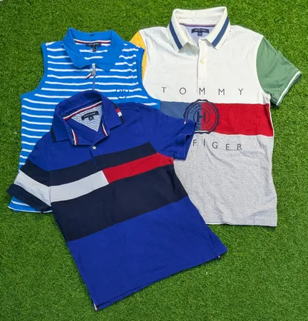 7533 : Tommy Hilfiger Half Sleeves T-Shirts.