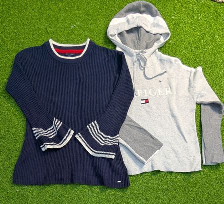7987 : Tommy Hilfiger Full Sleeve T-shirt Hoodie and Sweatshirt.
