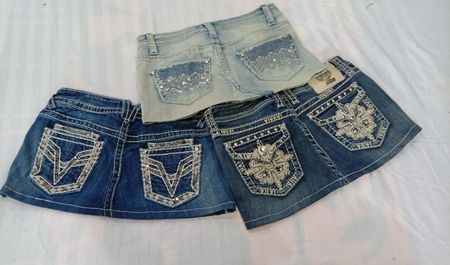 CR12191 Gonne Mini in Denim Upcycled Y2K