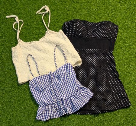6879 - Y2K Style Cami Top
