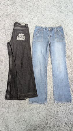 ***Y2K Flare Jeans – Retro Embroidery & Denim Washes