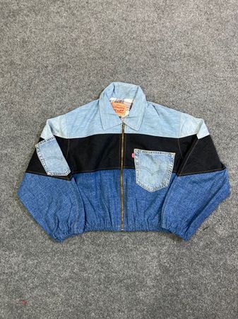 Jaqueta Cropped Upcycle Levi's