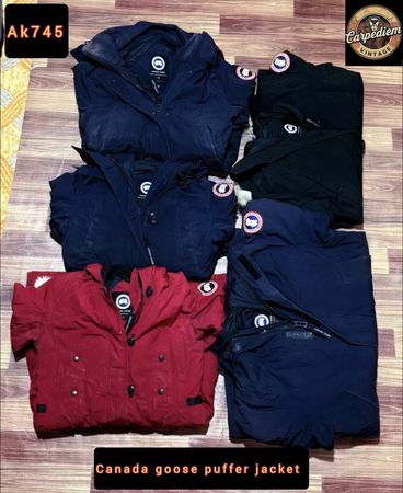 Canada goose puffer jacket ak745