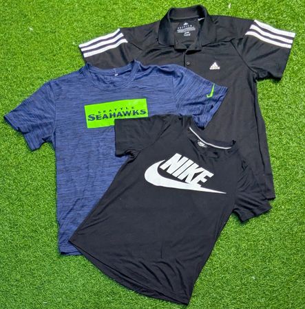 6798 - Nike, Adidas Halbarm-T-Shirts