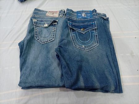 CR10771 Vintage True Religion Men’s Jeans