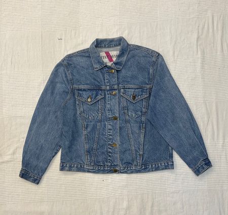 Upcycled Denim Jacket Christmas Patch (DV-9-2)