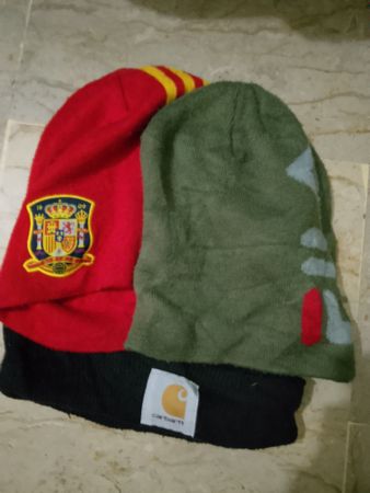 Carhartt and mixed brands beanies