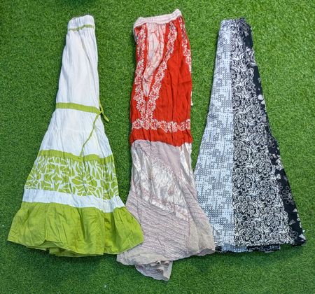 7237 - Y2K Style Midi and Maxi Skirts