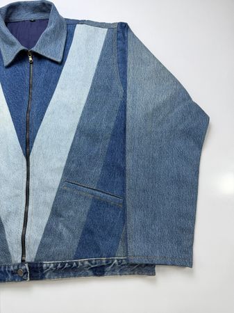 Jaqueta de Jeans Patchwork com Padrão V Reciclada