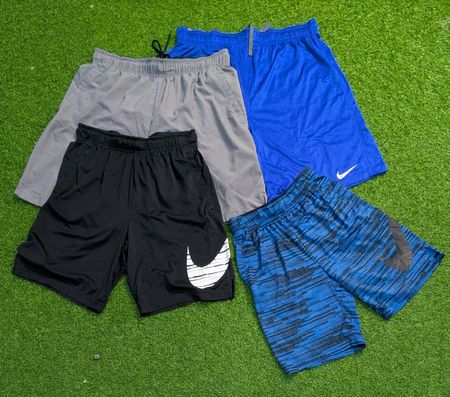 7025 - Nike Shorts