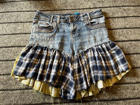 Shorts à volants en denim Y2K recyclé