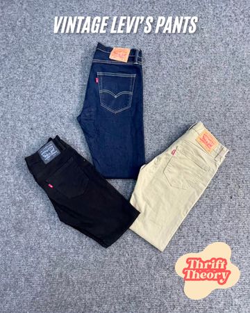 Vintage Levi’s Pants - (01/08)