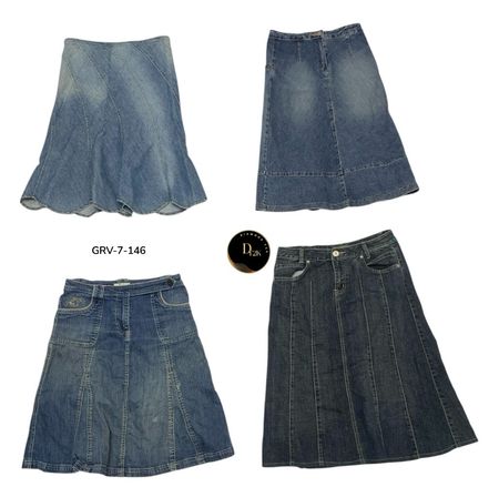 Women’s Vintage Denim Maxi Skirt – Classic Y2K Fashion. (GRV-7-146)