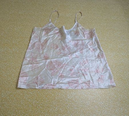 434 Bulk 10x Women's Satin Cami Tops Bundle – Elegant Sleeveless Mixed Lot