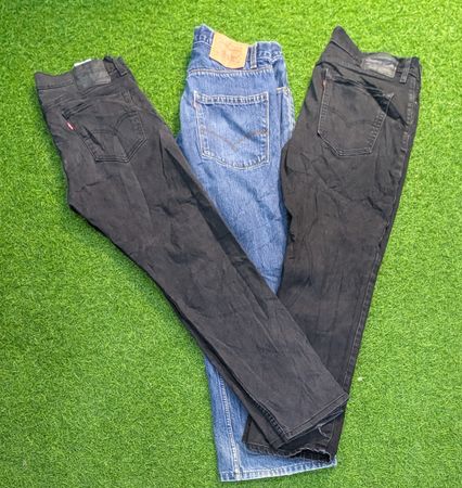 8099 - Levi's Jeans und Baumwollhose