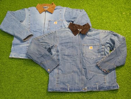 Vestes en denim upcyclées Carhartt