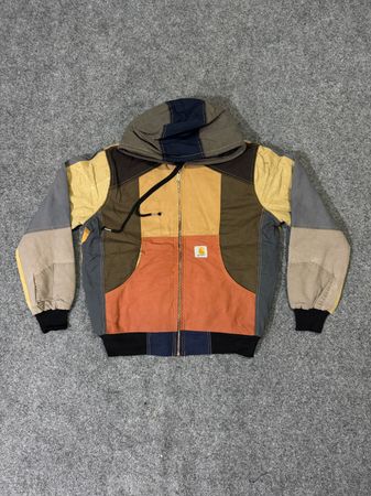 Pull à capuche Carhartt upcyclé