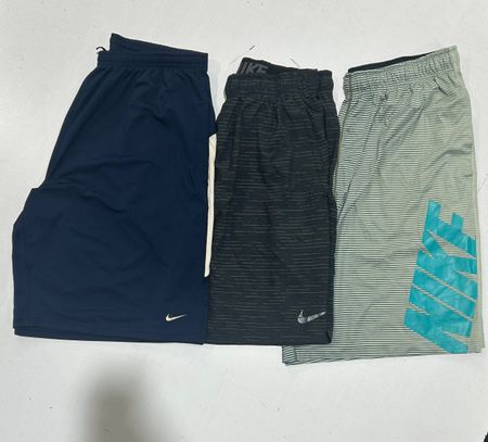 Shorts de sport Nike (1333)