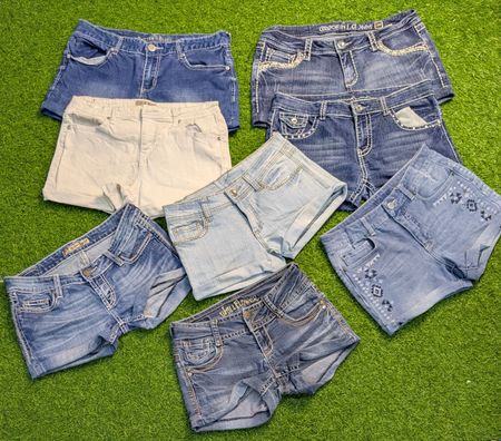 7318 - Unbranded Denim Shorts