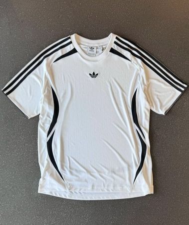 T-Shirt con marchio Adidas