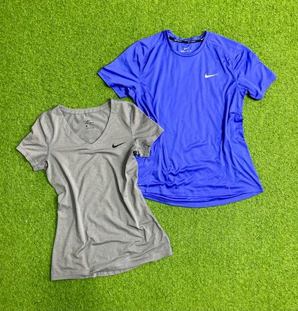 T-shirt sport Nike id738