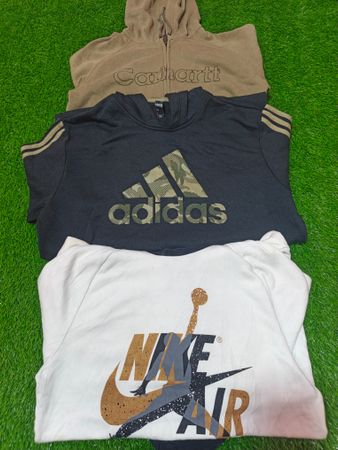 Mixed branded hoodie and sweatshirts