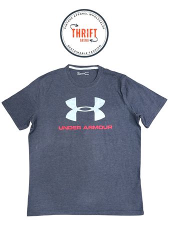 Hauts en T-shirt Under Armor T3029
