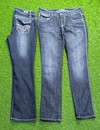 7253 - Unbranded Flare Jeans