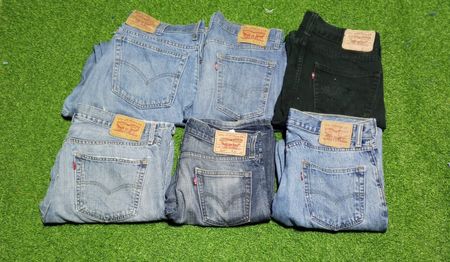 JEANS LEVI’S 559 514 550 (A 80)