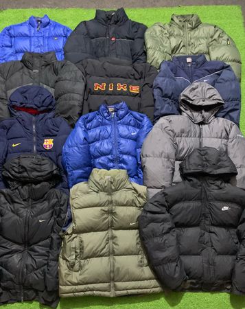 nike vintage puffee jacket