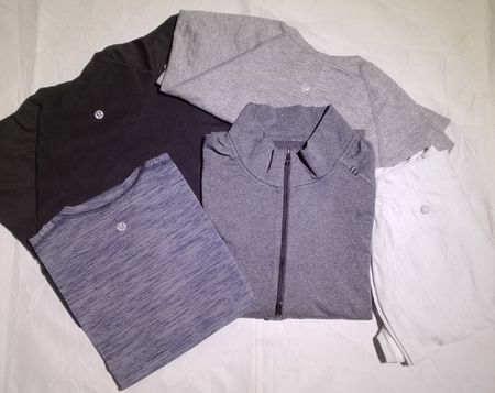 Lululemon Tshirts
