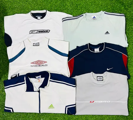 Mélange de sweatshirts vintage de la marque # J 30