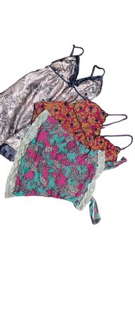 Th02 -Mini tops -8pcs