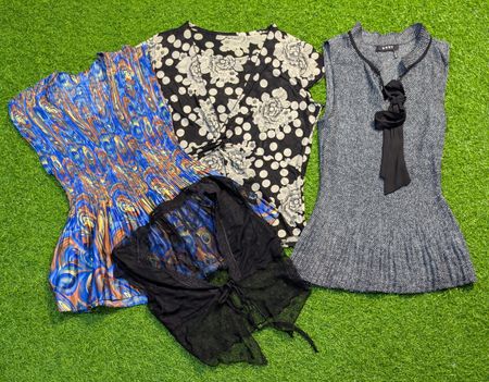 6885 - Y2K Style Blouses