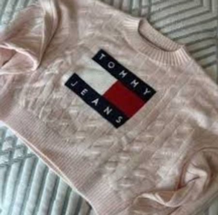 Tommy Hilfiger sweater