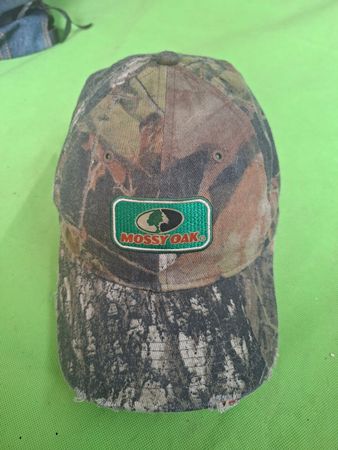 ‎Realtree camo hunting hats/caps including Ford, Browning, Bass proshop, Mossy Oak and more Y2K and modren mixed